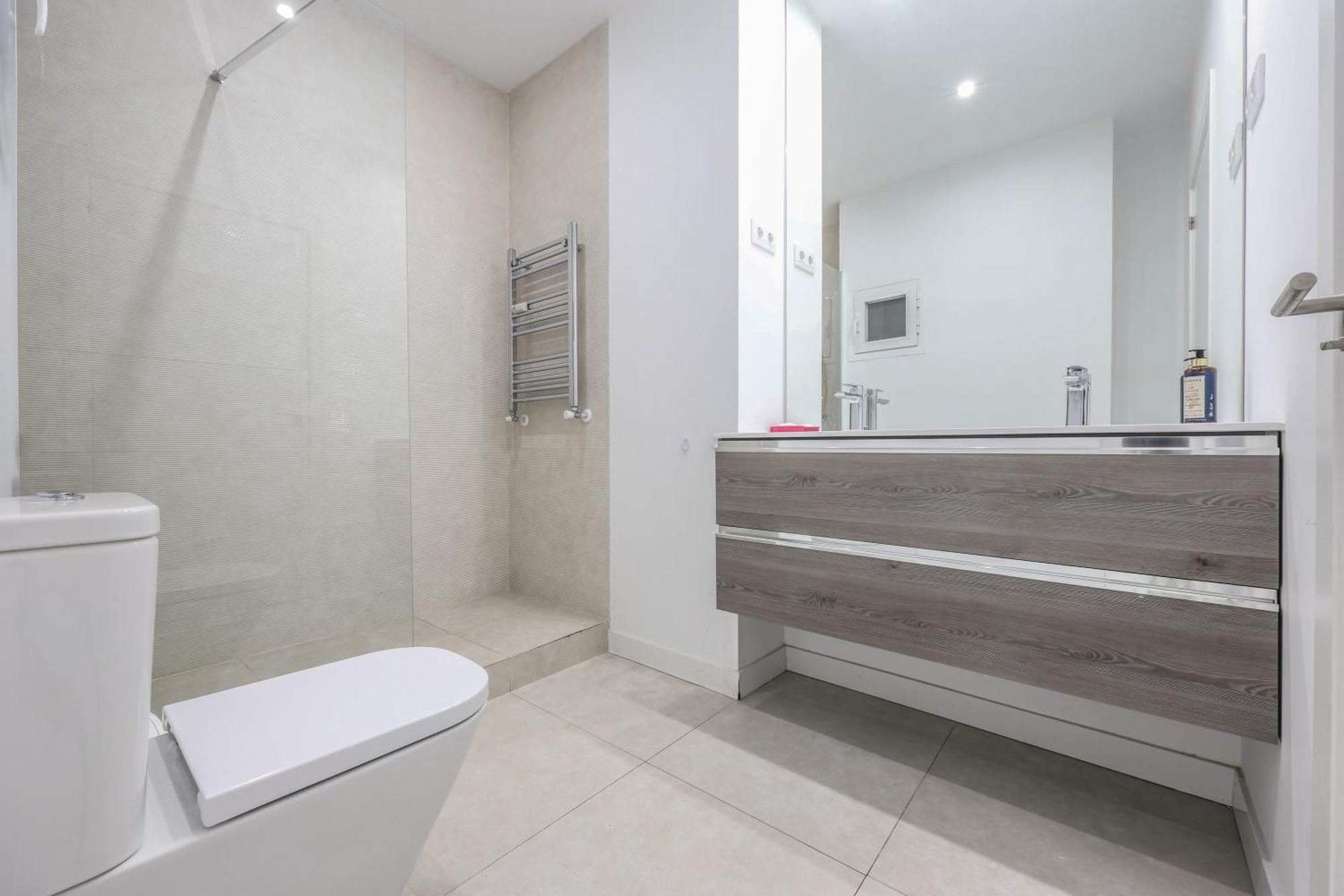 Be Coliving Madrid Centro酒店 外观 照片